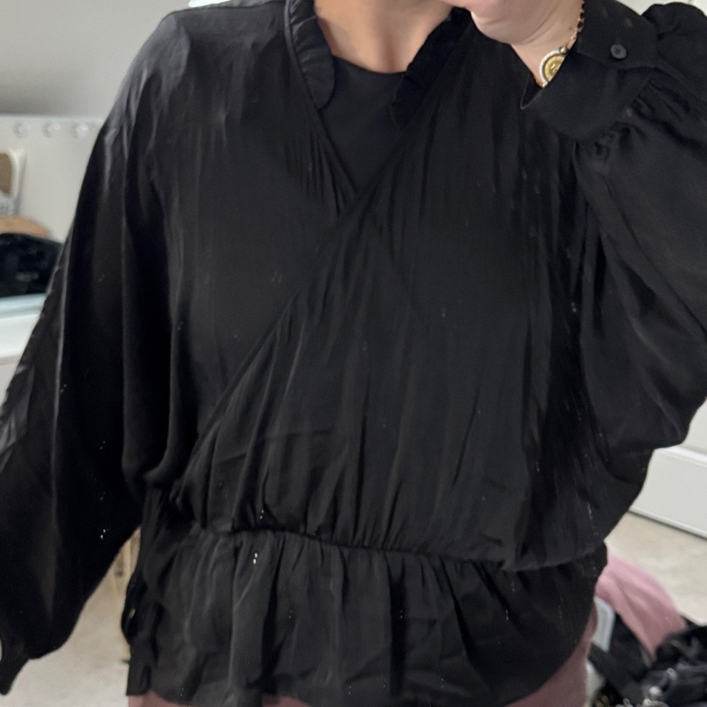 Elegant Black Women's blouse - Picture 2 of 4